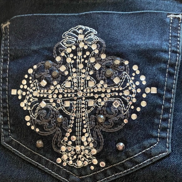 Guess dark wash jeans - Picture 5 of 7